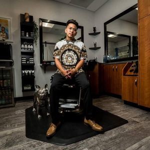 Meet your Posher, Jayr